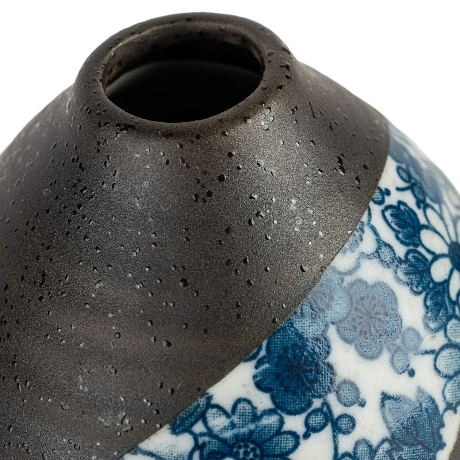 Ai Yuzen Mini Japanese Vase - Image 4