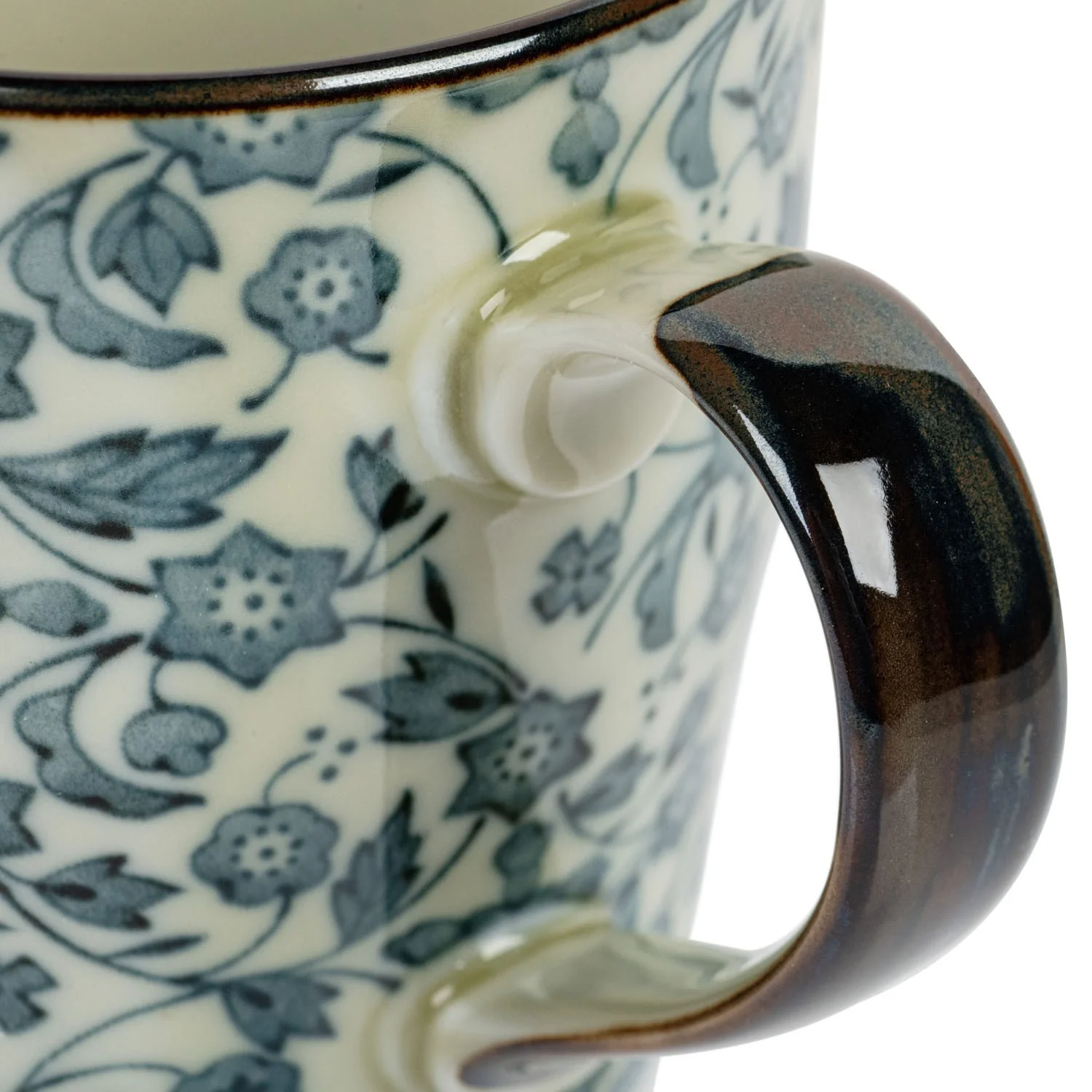 Kozome Karakusa Ceramic Japanese Tea Mug - Image 3