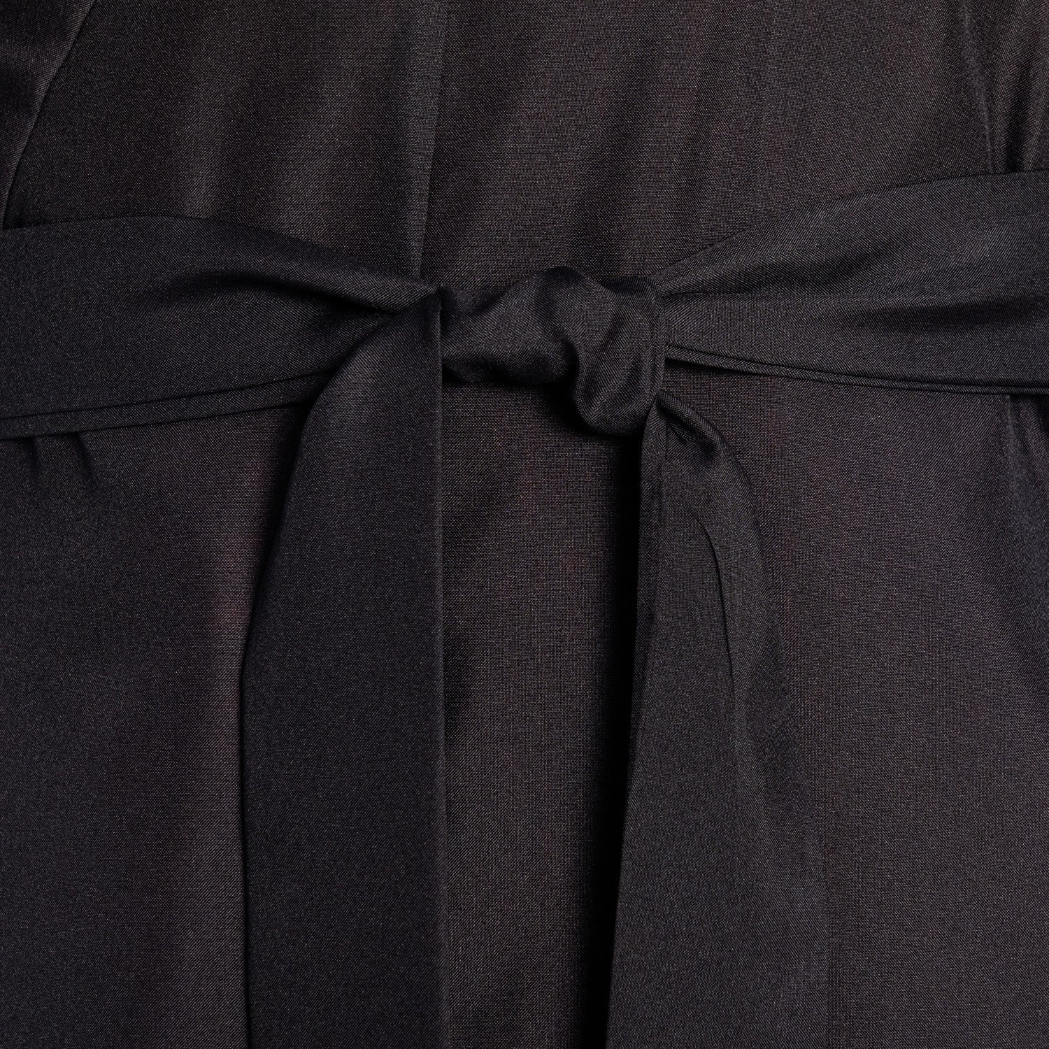 Mens Embroidered Dragon Long Black Japanese Kimono - Image 4